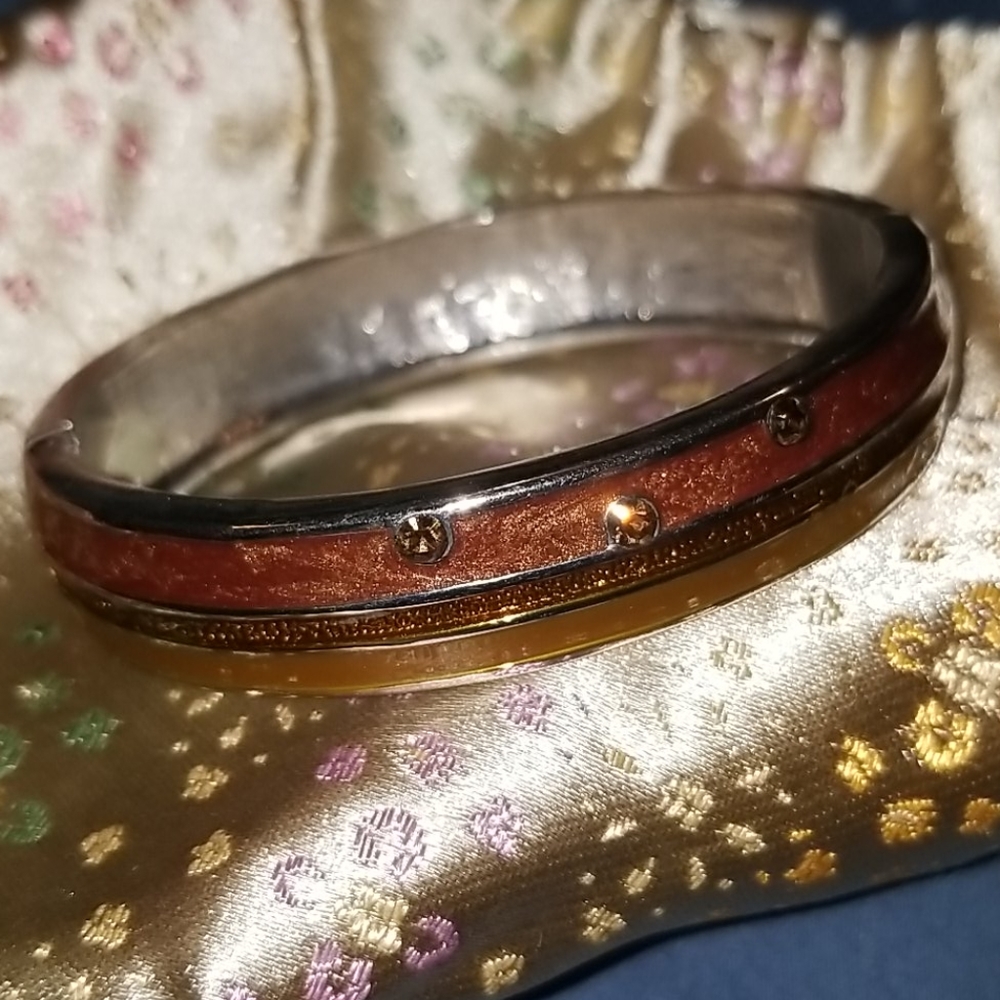 Bracelet
